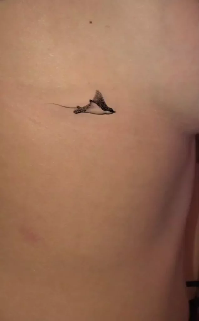 small stingray tattoo