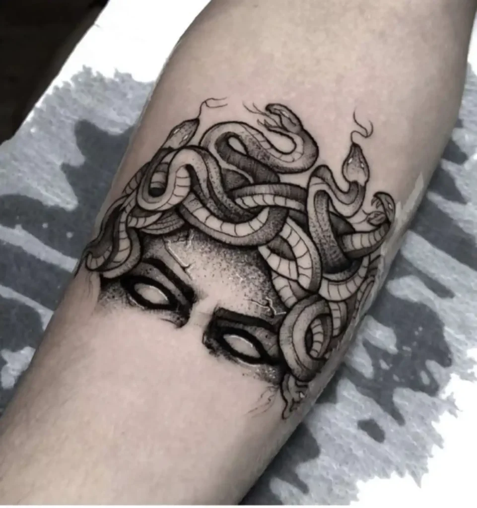 medusa tattoo (105)