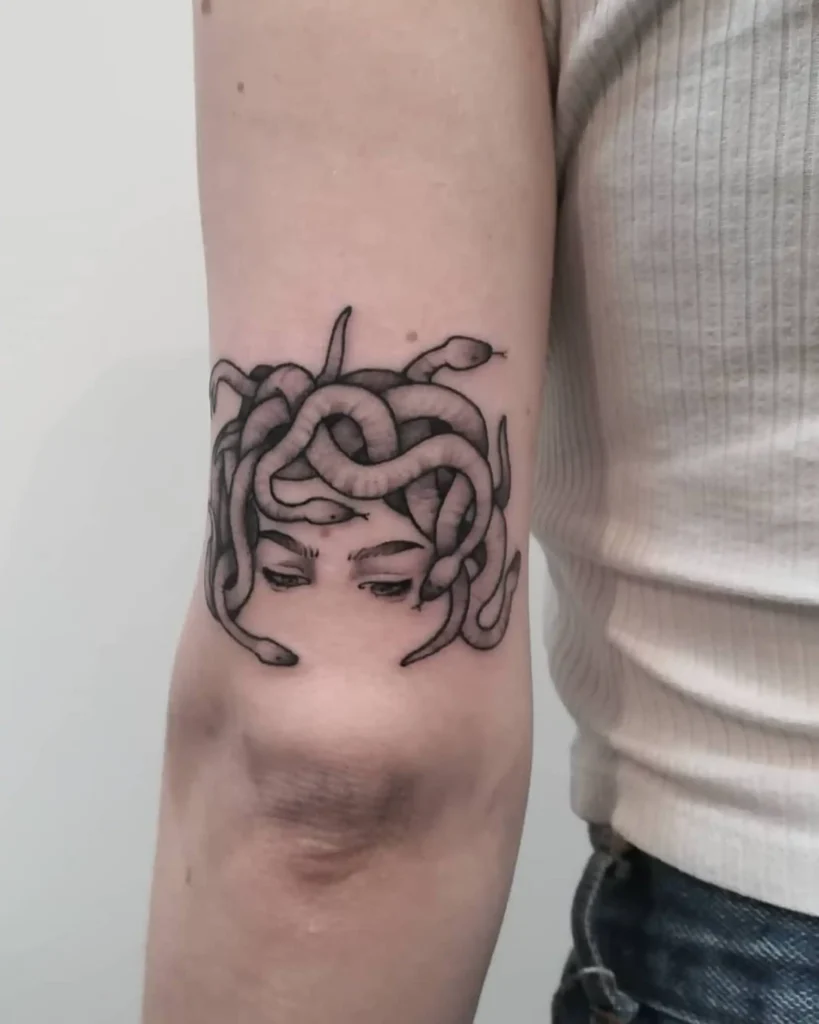 medusa tattoo (122)