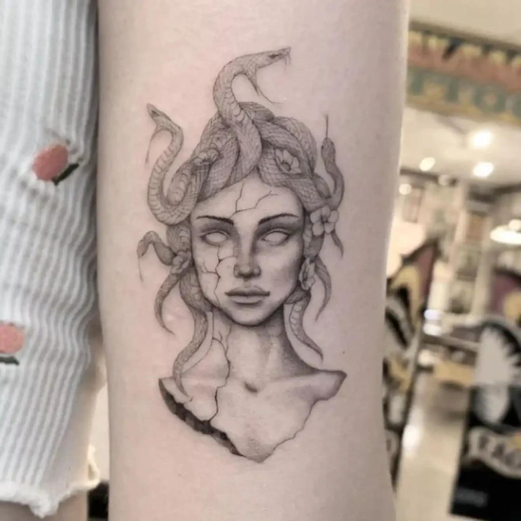 medusa tattoo (161)