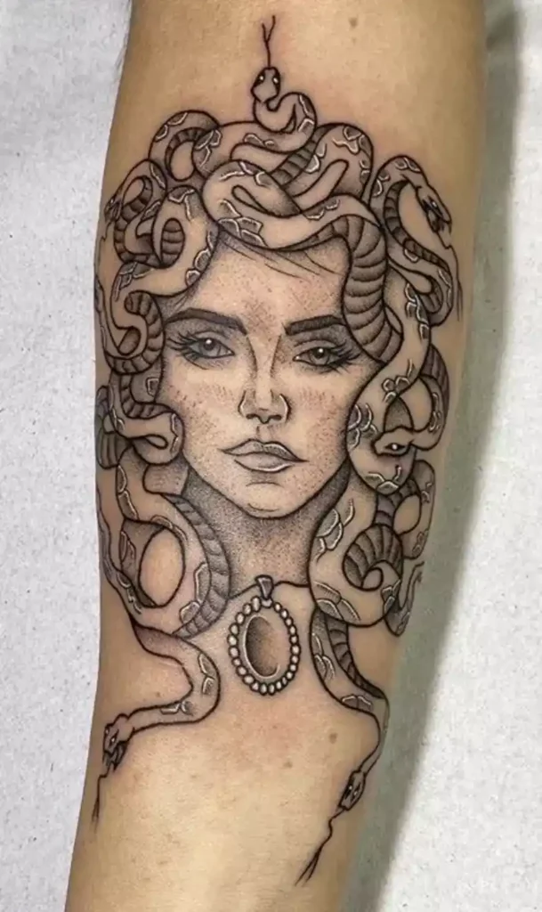 medusa tattoo (89)