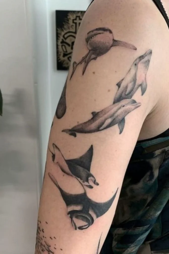 dolphin tattoo (32)