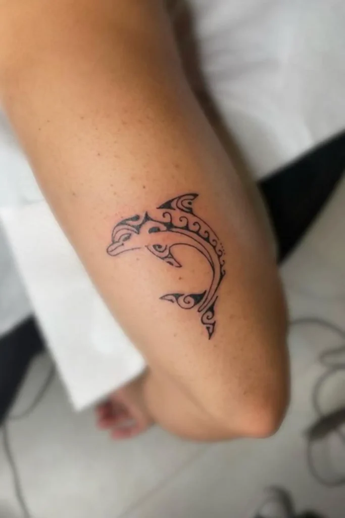 dolphin tattoo (83)