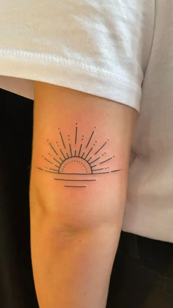 sun tattoo (91)