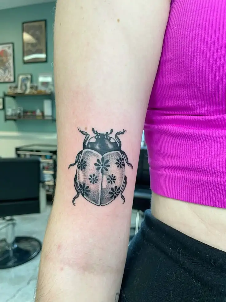 Ladybug Tattoo (167)