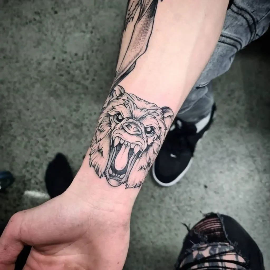 Bear Tattoo (151)